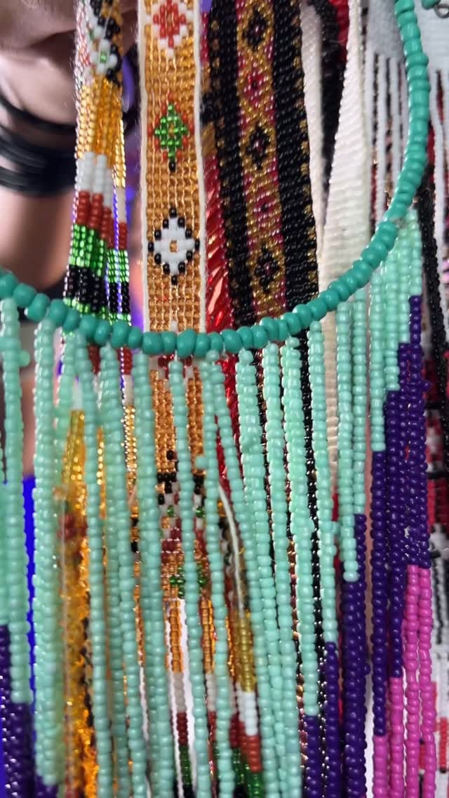Comment “Haar/Neck / beads/pujo” for links .🔗 
Meesho Beads Necklace Haul , Handmade Necklaces haul , Meesho Long Necklaces haul , Durgapuja special jewellery haul , Bengali stylish Beads Jewellery,Bengali Traditional Jewellery, durgapuja special,Meesho Jewellery haul ,Beads Jewellery Sets ,Meesho Haul ,Meesho Finds