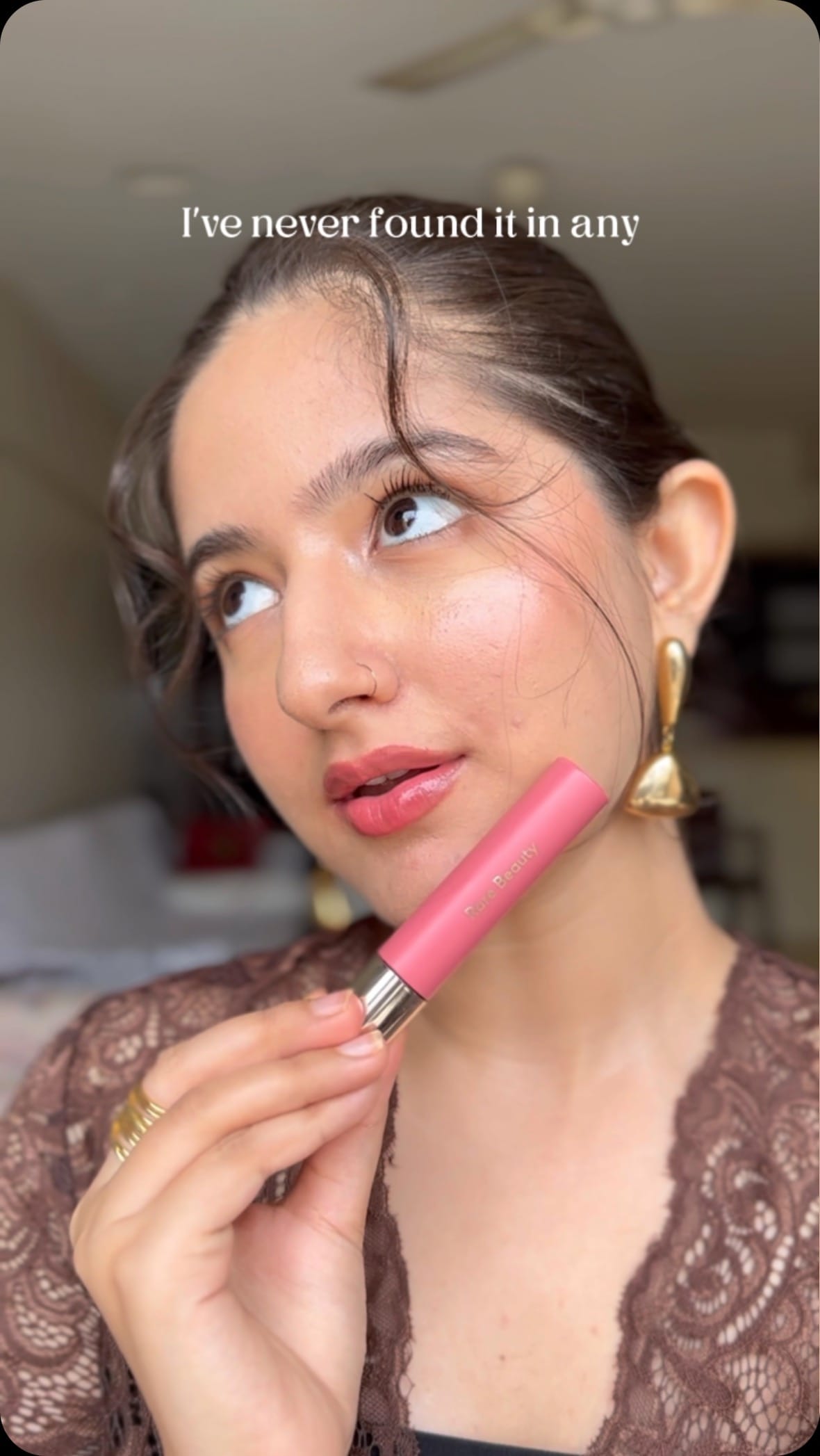 1st and 3rd are my favs here 😌❤️
What about you!?
I know technically not all of these are glosses but they give that finish and I’m happy w it!😂🫶🏻
If you have any reccos too, feel free to leave it in the comments for all of us 🥰
Comment for links ❤️
Follow me aka @jhanviibhatiaa for more on personal styling & grooming 😍🧿
And Go to Part 1 to watch my Top 5 Everyday Nude Lipsticks 💄
{gloss, lip gloss, shiny lips, glass finish, gloss finish, thick gloss, tinted lip balm, lip oil, glossy lipstick, maybelline, diam beauty, rare beauty}
#lipgloss #lipglossaddict #lipglossjunkie #lipglosslover #maybelline #diambeauty #rarebeauty #selenagomez #lipoil #vinyl #explorepage #foryou #jhanvibhatia