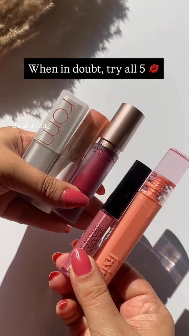 My current favourite lippies 😍
Follow @kaluvaa_ for more ❤️
lipsticks lip tints lipstick lipswatches koreantints telugu andhrapradesh vizag