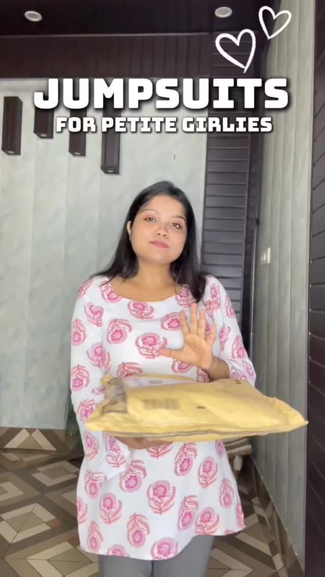 Share this reel with me to get the links
Myntra denim jumpsuits
Buy before it goes out of stock
  Which one is your favourite ❓❓
[ myntra jumpsuit, denim,party wear ,denim jumpsuits, myntra, jumpsuit,myntra haul, college wear, haul, haul video, affordable, myntra sale ]
#edgyrecommends #myntra #denim #jumpsuit #denimjumpsuit #myntrafashion #myntrahaul #myntrafinds #summervibes #vacation #instadaily #instafashion #reelitfeelit #reelsinstagram #viral #viralreels #trendingreels #trending