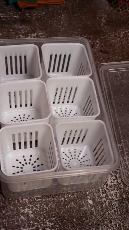 Storage box