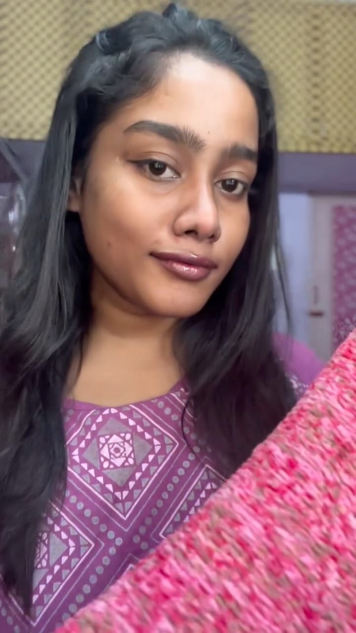 Follow Me & Comment “Link” For the Outfit 🎀💕
[outfit, aesthetic, casualfit women wear, outdoor wear, styling series blackkurta, jeans, office wear, Skin, Skincare, Affordable}
#trending #trendingreels #tamilsong #stylingseries #casualstyle #meesho #affordablefinds #reelitfeelit #casualoutfit #casualwear
#grwm #getreadywithme #dress #kurtistyle #college #collegeoutfit #tamilgirl #tamilreels #tamilnadu