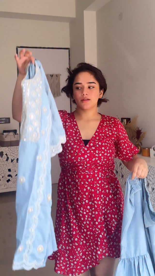 GRWM 🦢🎧✨
.
.
.
Outfit @myntra 
.
.
.
.
#explore #explorepage #fyp #foryou #trending #exploremore #aesthetic #viral #foryoupage #talwinder #palpal #romanticsongs #ethnic #grwm #getready #getreadywithme #love #shringar #sajna #ethnicfashion #indian #indianfashion #ootd #outfitinspo #outfitinspiration