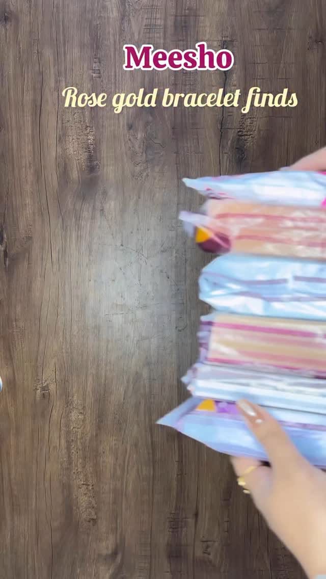 Rose gold bracelet finds from @meeshoapp 
.
.
.
.
.
.
#meesho #meeshofinds #meeshofashion #meeshoshopping #fyp #bracelet #bracelets