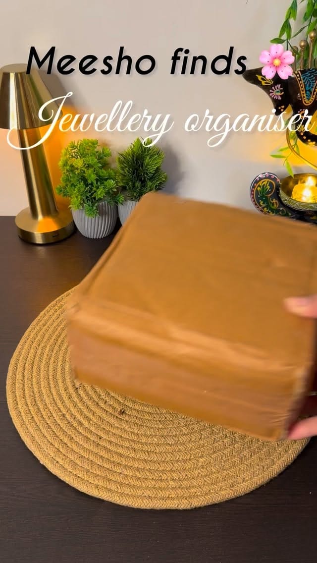 Comment link 🔗’’
Jewellery organiser finds from @meeshoapp 
“Tired of tangled jewellery? 💫
Keep your rings, bangles and watch perfectly organised in this cute compact jewellery box!
Soft velvet slots protect your pieces from scratches,
and its mini size makes it perfect for travel or your dresser! 💖
Stay stylish and organised — anytime, anywhere!”
End Frame / Caption:
✨ “Compact. Elegant. Organised.”
🛍 “Shop now!”
#JewelleryOrganiser #TravelEssentials #JewelleryBox #OrganisedLife #ElegantStorage #ViralProducts
#JewelleryBox #JewelleryOrganiser #JewelleryStorage #JewelleryLover #JewelleryAddict #JewelleryCollection #JewelleryGoals #TravelOrganiser #TravelJewelleryBox #TravelEssentials #TravelWithStyle #CompactStorage
#ViralProducts #MustHave #meeshofinds #OnlineShopping#GiftForHer#CuteFinds#meesho #meeshoshopping #foryou #fyp #explorepage #meeshoapp #trendingreels #meeshoshopping #viralreels #organizar #jewellery