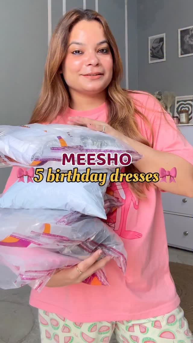 COMMENT”DM”to get it in your DMs✨
Share with your friends❤️✨
Follow for more🫂
.
.
.
.
.
@meeshoapp 
@ko.mal007 
.
.
.
.
#meesho #meeshofinds #meeshohaul #meeshoapp #meeshofashion #pinterestinspired #pinterestaesthetic #pinterestgirl #pinterestoutfit #amazing #new #réel #reelsviral #musthave #prettytops #affordablefashion #affordablefinds #outfitideas #outfitoftheday #reeloftheday #explorepage #newreel #meeshoaffordablehaul#meshtops #meeshodress #meeshocreator #affordablefashion 
Tags : fashion reels, trousers, red mesh top, brown mesh top, budget friendly,unbelievable mesh tops, Pinterest inspired