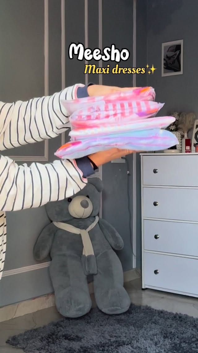 COMMENT”DM”to get it in your DMs✨
Share with your friends❤️✨
Follow for more🫂
.
.
.
.
.
@meeshoapp 
@ko.mal007 
.
.
.
.
#meesho #meeshofinds #meeshohaul #meeshoapp #meeshofashion #pinterestinspired #pinterestaesthetic #pinterestgirl #pinterestoutfit #amazing #new #réel #reelsviral #musthave #prettytops #affordablefashion #affordablefinds #outfitideas #outfitoftheday #reeloftheday #explorepage #newreel #meeshoaffordablehaul#meshtops #meeshodress #meeshocreator #affordablefashion 
Tags : fashion reels, trousers, red mesh top, brown mesh top, budget friendly,unbelievable mesh tops, Pinterest inspired