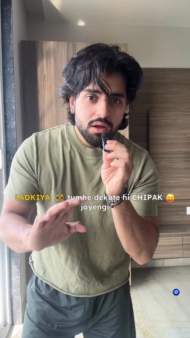 Chick magnet 🫦 comment “OLD MONEY” or “LINK” 
to get the outfit link, And dont forget to follow if you want the link in your DM 🥰❤️
Ab btao kya dalu next ??
#instagram #foryou #reelitfeelit #trendingreels #explore #instadaily #explorepage #fyp #myntra #fashion #mensfashion #mensstyle #mensshoes #foryou #instagram #trending #reelindia❤️❤️ #trendy #fyp