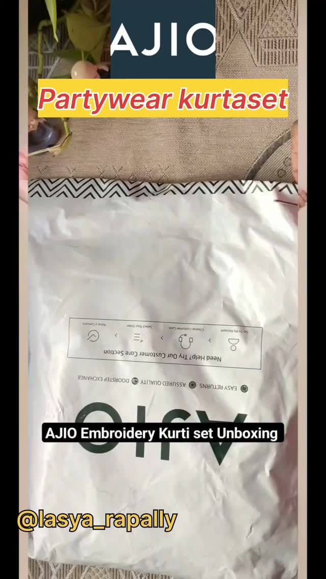 Ajio kurta sets