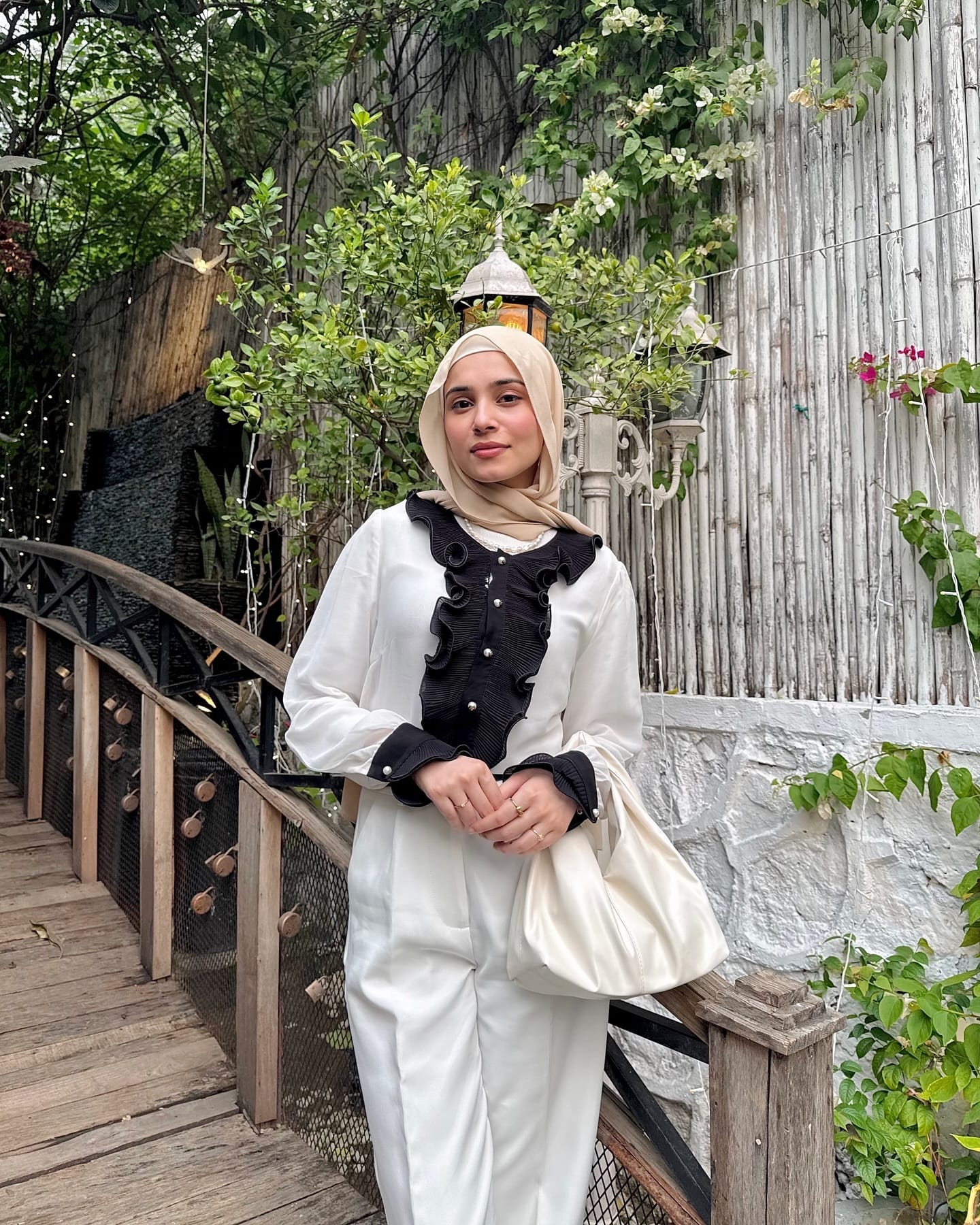 brunching in my casual chic outfit
