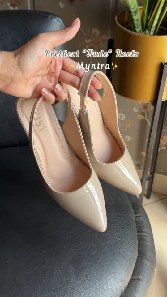 Comment "heels" for links! ✨
 * Step up your shoe game with the most Pretty Heels! Elevate your style and confidence for any occasion.
 * From dazzling stilettos to comfy block heels, find your perfect pair to add sparkle to any outfit.
 * Perfect for special events, nights out, or just feeling fabulous – these are a must-have for your wardrobe.
 * Walk tall and own your look with this stunning footwear collection!
 
• Join my Broadcast Channel (Link in BIO!) for exclusive access to all product links, styling tips, and more! 📲
#PrettyHeels #HeelsFashion #StilettoStyle #BlockHeels #HeelsAddict #FootwearFashion #ShoeLove #GlamourousHeels #PartyHeels #FashionHeels #HeelsOfTheDay #HighHeels #ComfortableHeels #TrendyHeels #Footwear #FashionReels #OOTD #ShopNow #OnlineShopping #StyleInspo #NewArrivals #MustHave #FashionGoals #HeelsLover #MyntraFootwear #FlipkartFashion #ChicHeels #ElegantShoes #Fashionista #ShoeCollection