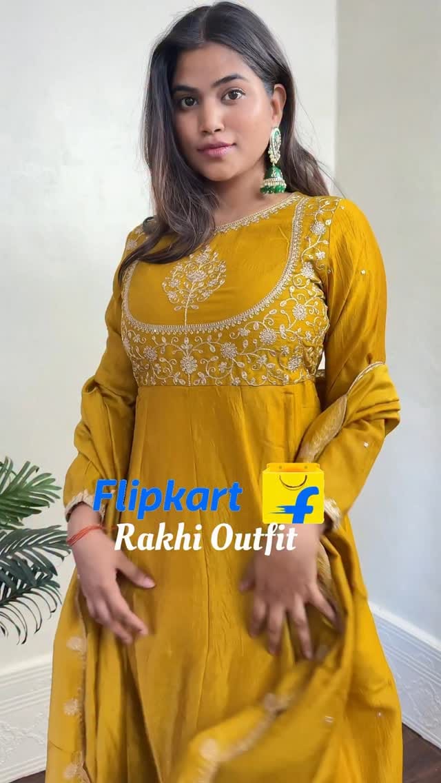 ✨Festive vibes ON! 🌸 Wearing this stunning kurta set from Flipkart—perfect for Raksha Bandhan!
Want the link? 👉 Follow me & comment “LINK” and I’ll DM it to you 💌
Let’s get festive-ready together 💫
#RakshaBandhanLook #FestiveWearFromFlipkart #KurtaSetGoals #DesiVibesOnly #FlipkartFashion #RakhiReady #EthnicVibes #IndianFestiveStyle #flipkartfinds #festivekurtaset #ethnicwearfromflipkart