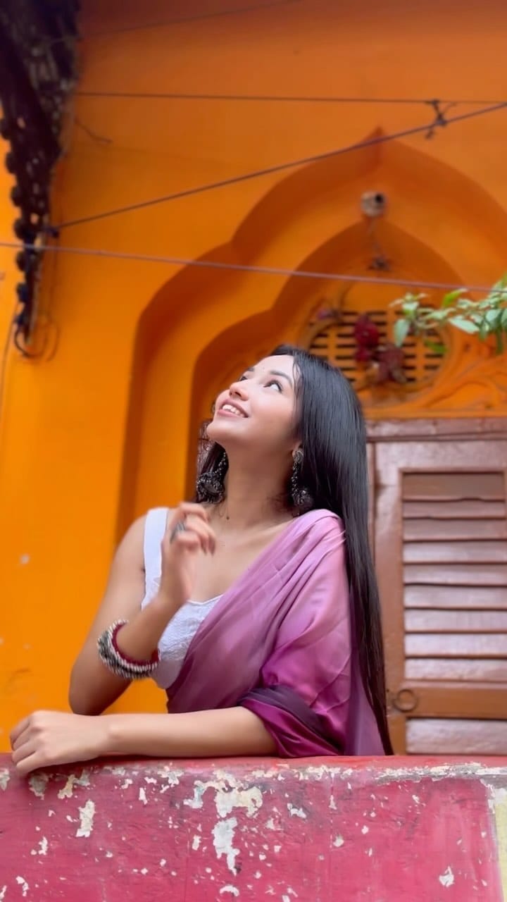 💜✨
Comment below for saree link!
#sawarloon #saree #ethnic #durgapujo #durgapujolook #kolkata #pujo #kumartuli #aesthetics #jewellery #oxidised #look #fyp #explorepage