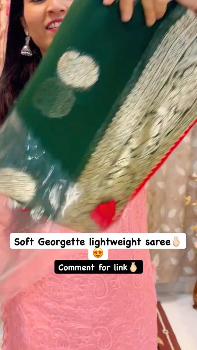 Soft Georgette lightweight saree🫰🏻😍follow and comment for link🤗. #georgettesaree #softsaree #lightweight #foryou #wishlinked #trendingreels #viralvideos #trendingsongs #trending #instagood #instatrending #sareelove @meeshoapp #trendingsaree