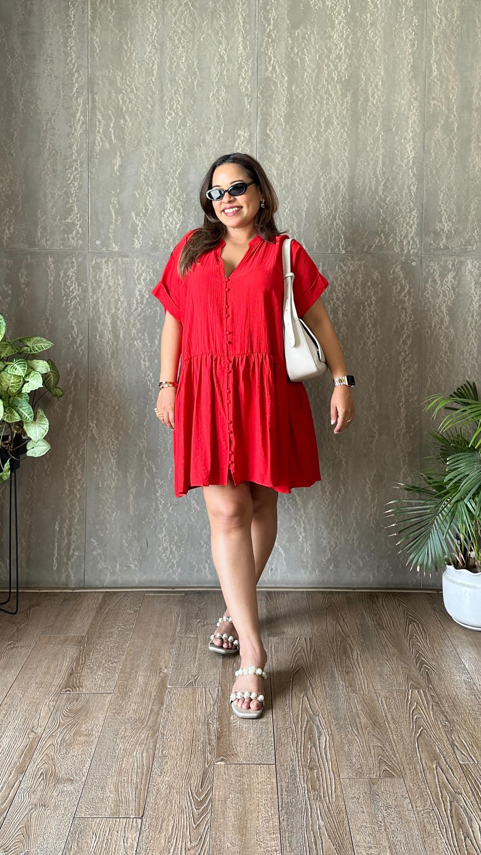 Looking for easy summer outfits that feel stylish and effortless?
In this video, I’m sharing 6 of my favourite H&M dresses from Myntra—all under ₹2000! These are perfect for everything from casual brunches to date nights, WFH café runs, and low-key weekend hangs. Think flattering fits, soft prints, comfy fabrics, and pieces that transition easily from day to night. I’ve styled each one to show you how versatile they really are—so no matter your style, there’s something in here for you. 💛
Comment for ‘LINKS’ and I’ll DM you the outfit details! Don’t forget to save this for later and share it with a friend who’s always asking what to wear 👗
H&M dresses Myntra, affordable summer dresses under 2000, casual dresses for women India, Myntra dress haul 2025, summer outfit ideas for Indian women
#HMIndia #MyntraHaul #SummerStyle #EverydayFashion #wishlinked