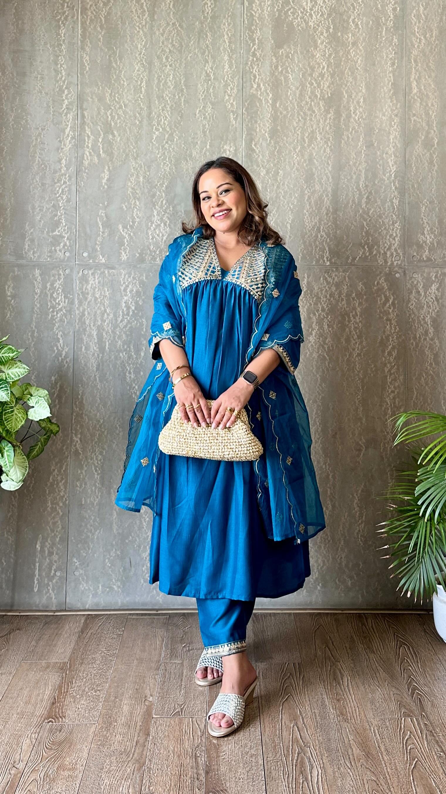 Who says festive wear has to be one-size-fits-all? 💃
This wedding and festive season, celebrate your shape with outfits that flatter you. 💖 I’ve picked out some gorgeous finds from Myntra that are budget-friendly, size-inclusive, and perfect for every occasion—from weddings and receptions to festive family dinners.
Think breezy shararas, elegant kurta sets with dupattas, and flowy anarkalis that move with you and make you feel amazing. ✨ The best part? These outfits come in fits and fabrics that work beautifully across body shapes and sizes—so you’ll always find something that feels made for you.
Save this reel for your next outfit search—you’ll thank me later!
Drop a LINKS in the comments and I’ll send you everything directly in your DM. 🌸
affordable wedding outfits Myntra, festive wear for every body type, plus size wedding guest outfits, Myntra festive haul, size inclusive ethnic wear India, wedding guest outfits on a budget, stylish festive kurta sets Myntra, affordable wedding guest dresses India, ethnic wear under 1500 Myntra, festive fashion guide 2025
#EveryBodyIsFestive #MyntraBudgetFinds #WeddingReadyOnABudget #wishlinked #FestiveStyleForAll #IndianFashionHaul