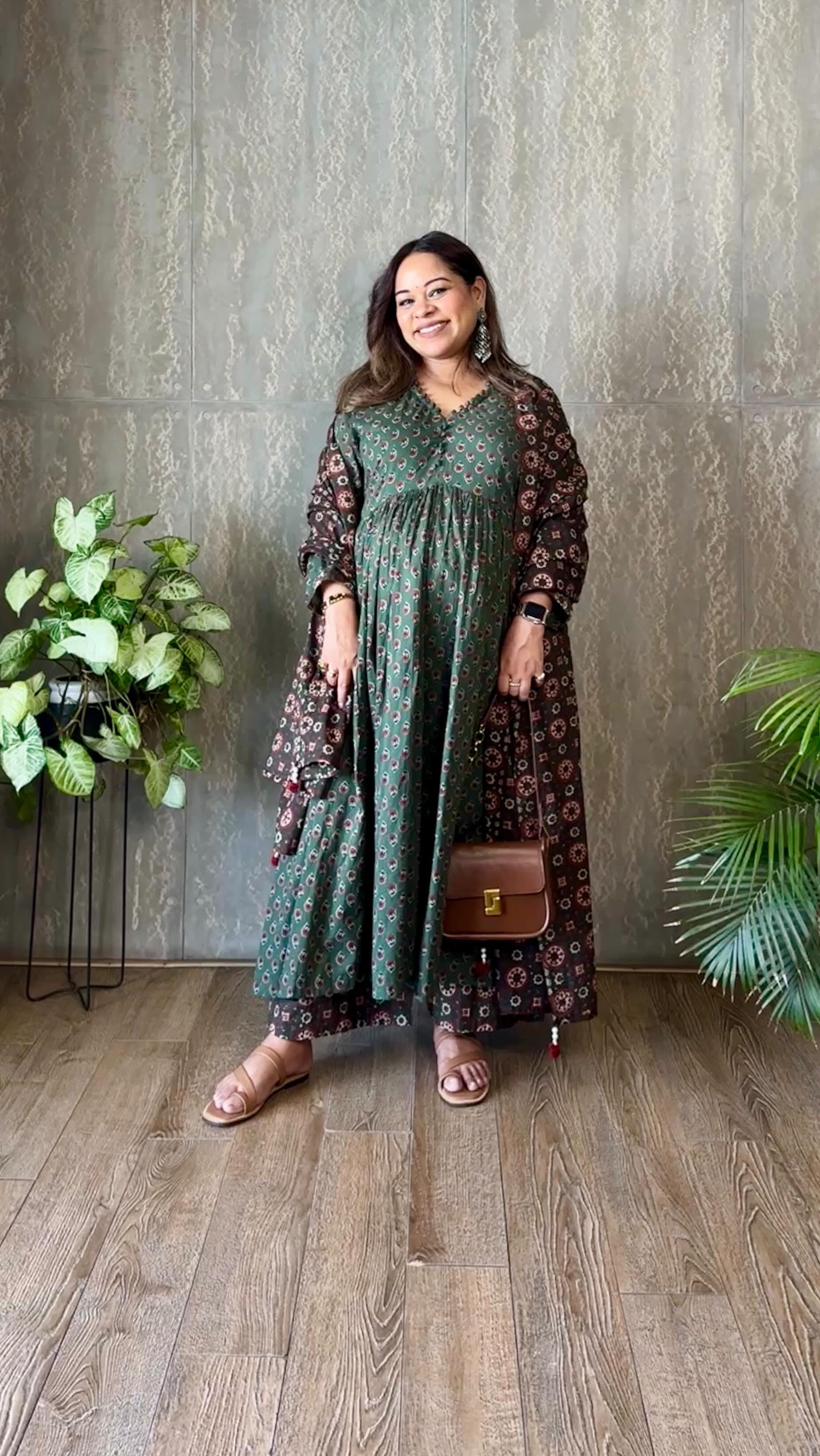 THE FESTIVE EDIT- COTTON ANARKALI SUIT SETS ✨
Festive season is all about looking stunning and feeling at ease – and these cotton Anarkali kurta sets do just that! They’re lightweight, breathable, and designed with gorgeous festive details that instantly elevate your look without weighing you down. Whether you’re attending a family get-together, Diwali puja, or a wedding function, these pieces prove you don’t need silk and brocade to shine. Pair them with statement jhumkas, a potli bag, and your favourite sandals to complete the look.
Comment “LINKS” below and I’ll send them straight to your DM 💌
Quick Tip- buy your usual size, you dont need to size up even if you are expecting like me. I am wearing size XL and its rather big on me. 
#FestiveStyle #AnarkaliLove #CottonAnarkali #FestiveKurtaSets #IndianFestiveWear #UnderBudgetLooks #StyleMadeEasy #FestiveFashionOnABudget #EverydayEthnic #AffordableFestiveWear
cotton anarkali kurta sets, festive anarkali outfits, affordable festive wear, stylish kurta sets for women, cotton festive outfits, indian festival fashion, breathable ethnic wear, festive ethnic haul, anarkali kurta set under budget, festive outfit ideas for women