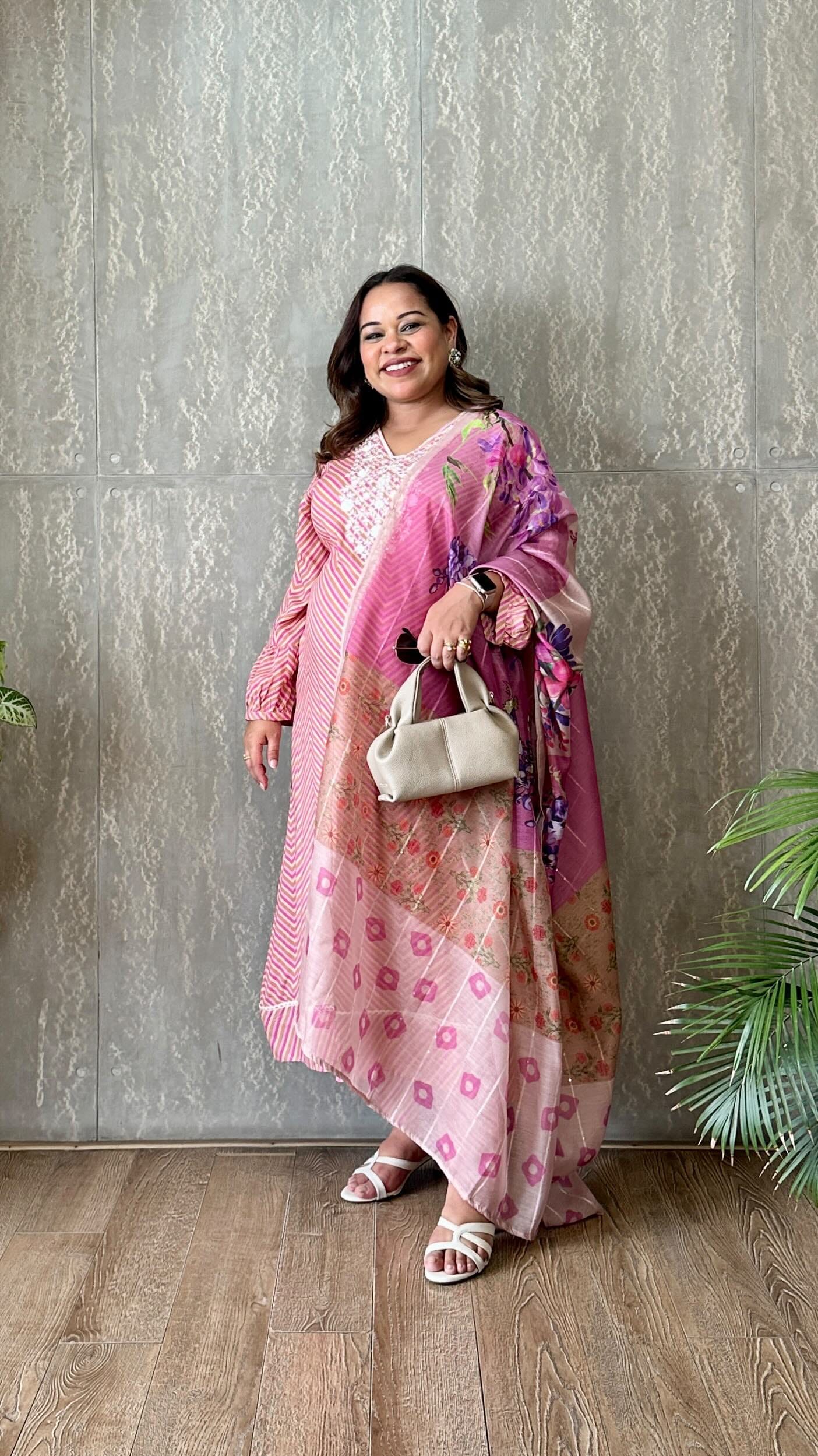 FESTIVE EDIT ✨ 
GRWM WITH ME FOR A FESTIVE DAY. TAKING MY LOOK FROM OFFICE TO FESTIVE OCCASIONS IS SUPER EASY. 
#grwm #myntrafinds #festiveedit #ootd