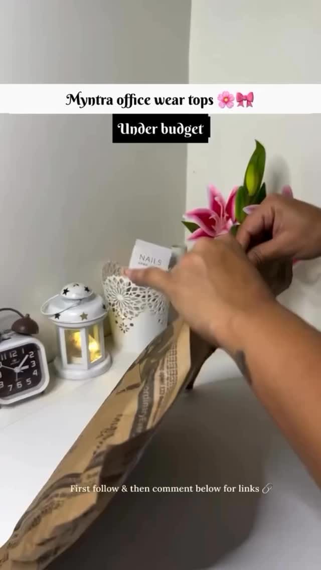 Comment “DM” or send this reel to me to get link
Kurta set, ethnic wear, festive wear, Indian ethnic wear, Indian fashion, Indian festive wear meesho Myntra EORS Myntra Myntra finds Indian fashion affordable fashion haul street style
#kurtaset #whatiorderedvswhatigot #ethnicwear
#festivewear #pinteresty #cutefinds #budgetfriendly #vase #reelsinstagram #reelkarofeelkaro #reels #reelitfeelit #explorepage #decorideas #myntra #myntrafinds #myntraeors
#collegewear #influencer #explore #viral