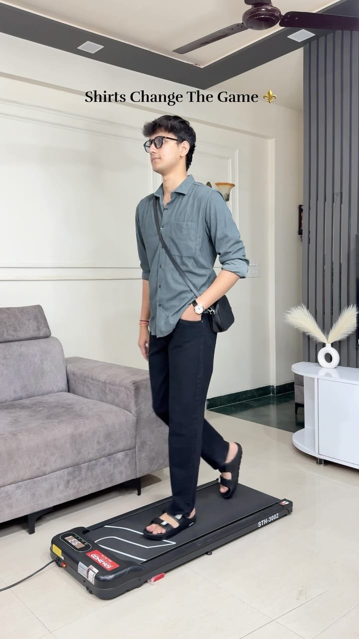 Comment “dm” to get the products. 
.
.
.
.
.
.
.
.
.
.
.
#mensfashion #oldmoney #model #ootd #fashion