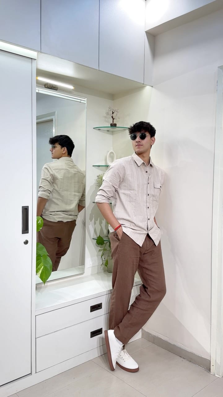 Comment “dm” to get the products. 
.
.
.
.
.
.
.
.
.
.
.
#mensfashion #oldmoney #model #ootd #fashion