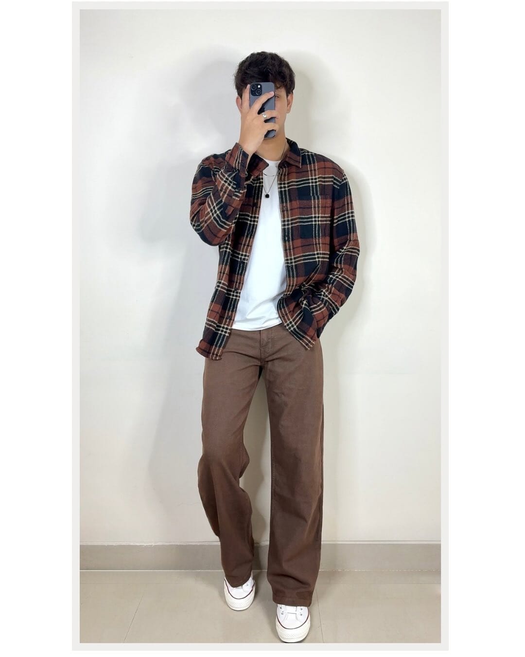 Fall fits hit different 🍂 
Comment “dm” to get the products 
.
.
.
.
.
.
.
#mensfashion #fallfits #model #ootd