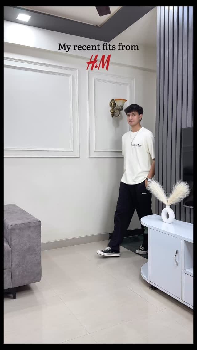 My reccent fits from @hm_man 
Comment “dm” to get the products. 
.
.
.
.
.
.
.
.
.
.
.
#mensfashion #outfitinspiration #model #ootd #falloutfits