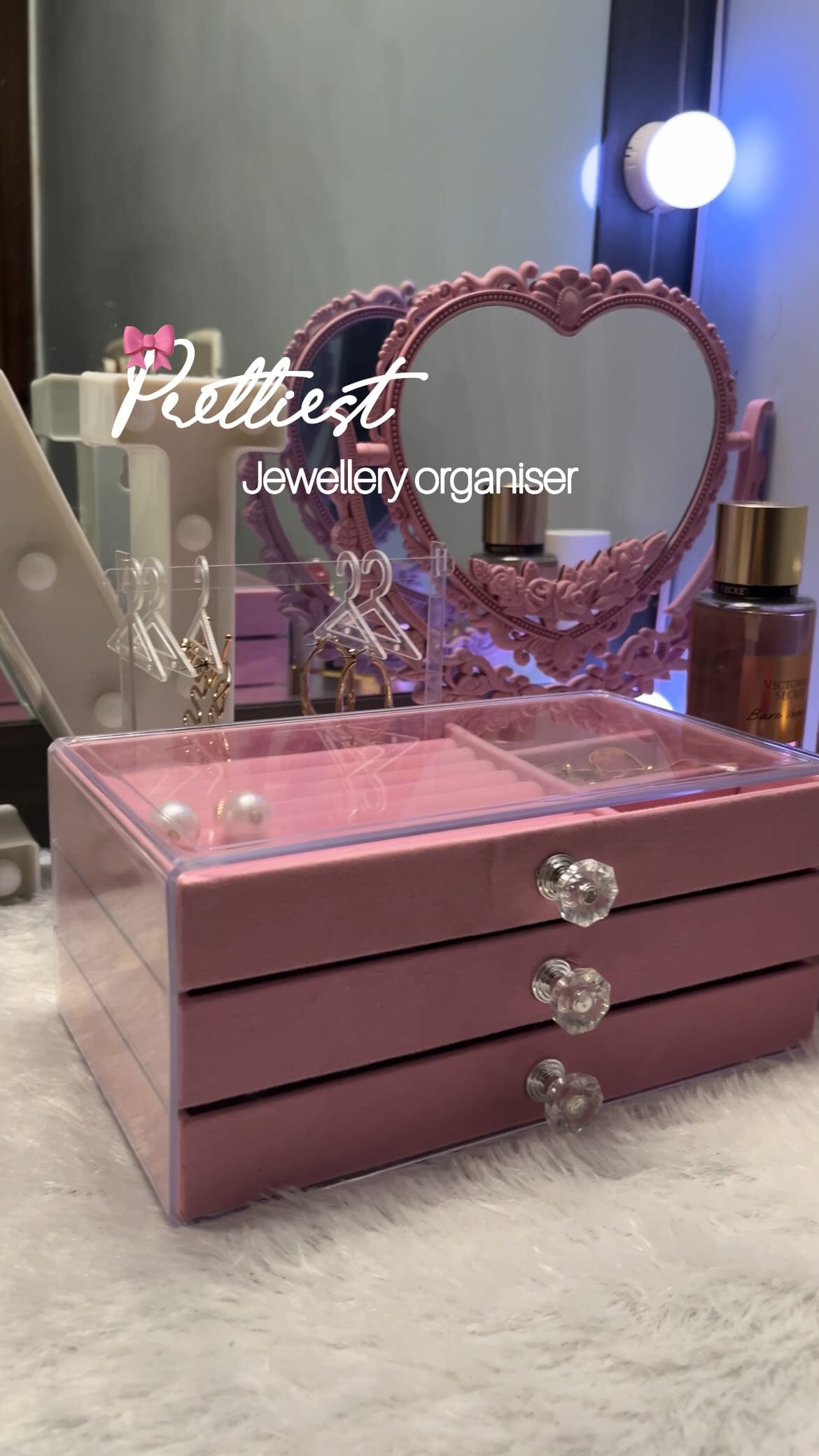 Comment for 🔗☺️Maximize your jewelry storage in style😎💫 
This gorgeous pink organizer boasts 3 spacious layers, perfect for storing rings, earrings, necklaces, and more🎀 
Keep your accessories tidy and your style on point. 
Get yours now! 🫶🏻🌷
#JewelryOrganizer #3LayerOrganizer #PinkJewelryBox #AmazonHome #OrganizationInspiration #JewelryStorage #HomeDecor #PinkPerfection
