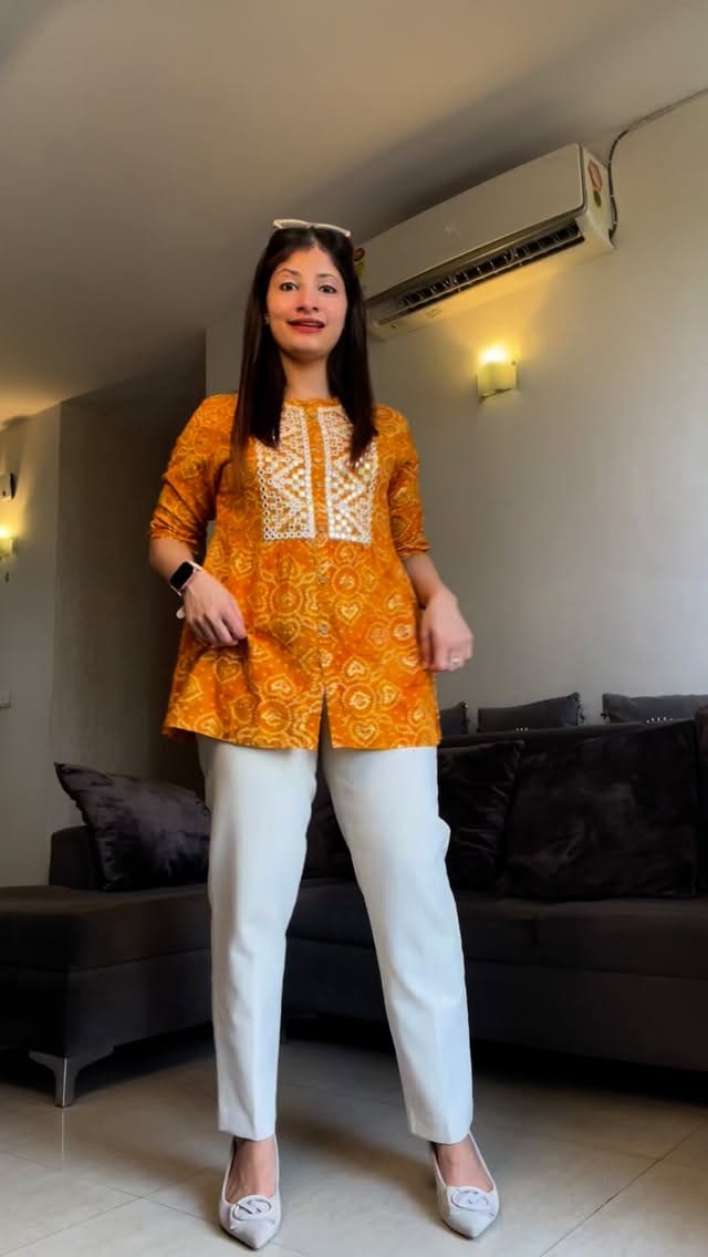 Tag short kurti lovers 🌸
.
.
.
.
.
.
.
#kurti #shortkurtistyle❤️ #howtopair #skinnyjeans #ethnicwear #stylingtipsandtricks #wishlinked