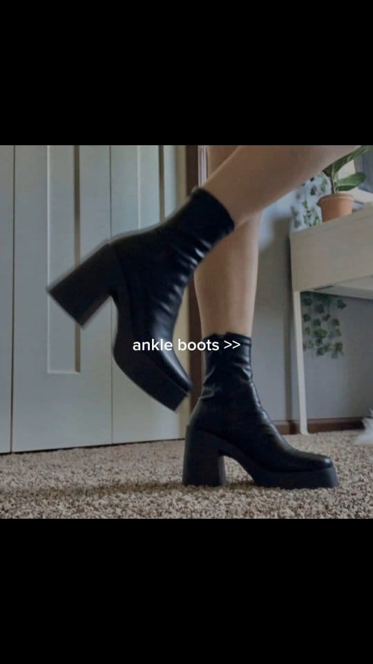 Comment 'link' or DM me this reel 🫶🏻
Follow for more !!
#boots #ankleboots #leatherboots #bootsforwomen #bootsaesthetic #love #fashion #fyp #viral #trending #ootd #fits