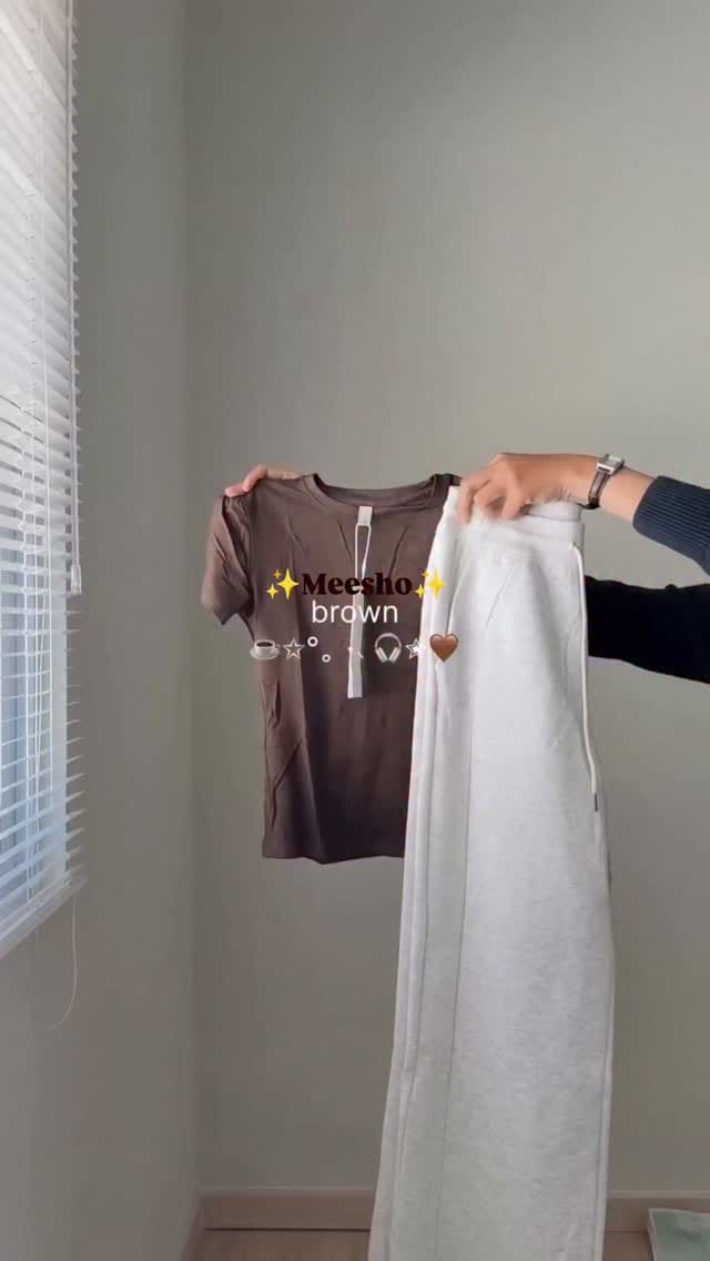 Casual Best OOTD✨ Comment " link " 💟
.
.
Save for later
. 
Share with your Besties
. 
. 
Follow me for more @pintereststylespot @pinnstastylespot @fashionstylespot
 . 
(Meesho, finds, affordable, casual fit, aesthetic, pinterest inspired, college fits, winter fit, shoes, summer outfit, printed dress, office outfit, collage outfit ideas, aesthetic outfit, Pinterest inspired outfit, Korean fashion, tops, bottoms, Pants, for women, colour combination to try this summer)
#brownootd #outfitoftheday #casualstyle #meesho #meeshofinds #meeshofashion #fashion #meeshoapp #meeshohaul #meeshotrendz #meeshoshopping #meeshohauls #oldmoneyoutfits #oldmoneyfashion #fashionblogger