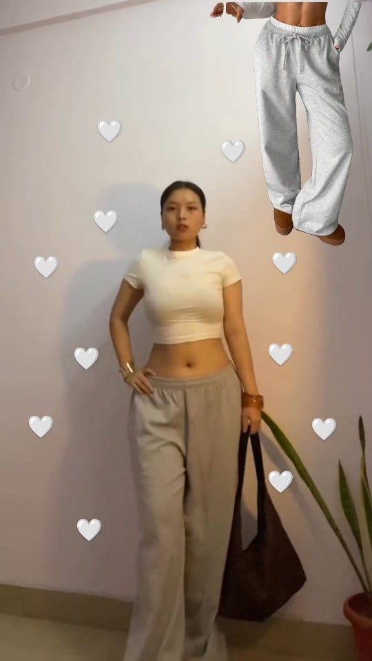 These trousers & trackpants under ₹399 are perfect for college, office or casual days.
Comment “link” and I’ll send it straight to your DMs 🫶
trousers under 399, affordable trackpants, office wear pants for women, college outfit ideas, comfy trousers for girls, budget fashion finds, flipkart trousers, myntra pants, aesthetic outfit ideas, daily wear trousers under 500
#affordablefashion #budgetoutfits #trousersunder399 
#fashionfinds #aestheticstyle #collegeoutfit 
#officelook #fashionreel #ootdindia #indianfashiongirl 
#meeshofinds #myntrafinds #flipkartfinds #stylishyetcheap 
#fashiononabudget #aestheticoutfits #dailyfits #wishlinked