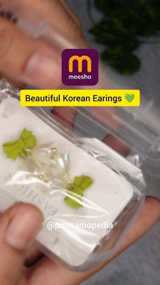 Cute Korean Earings 💚
