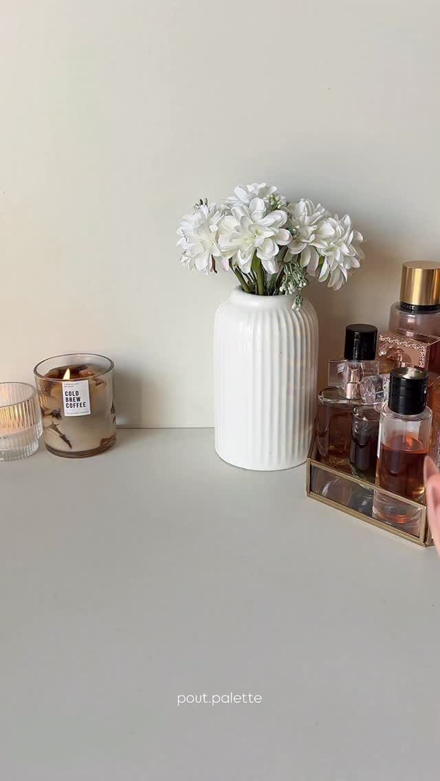 My review 💌
The scent smells very artificial in the beginning but once it settles down it does smell like creamy vanilla and coconut. But the artificial alcoholy smell is still there. Love the packaging tho 🫶🏻
[vanilla, Bella vita , Bella vita perfume, Bella vita gourmet collection ,smell like a bakery, fall perfume, luxury perfumes, luxury perfume dupe, scent do the day ,aesthetic, aesthetics, pinteresty, pinterest inspired, trending, explorepage, foryoupage]
#vanilla #vanilla perfume #gourmand #vanillagirl #vanillascent #bellavita #bellavitaperfume #vanillascent #fragranceaddiction #affordableperfumes  #fragrance #fragrancelover #fragranceoftheday #fragrancecollection 
#aesthetic #aesthetics #vanillagirlaesthetic #perfume #luxuryperfume #perfumeobsessed #pinteresty #trending #explorepage
#foryoupage #fypppppppppppppppppppppppppppppppppppppppppppppppppppppppppppppppppppppp #fypシ❤️💞❤️#ugc #ugccreator