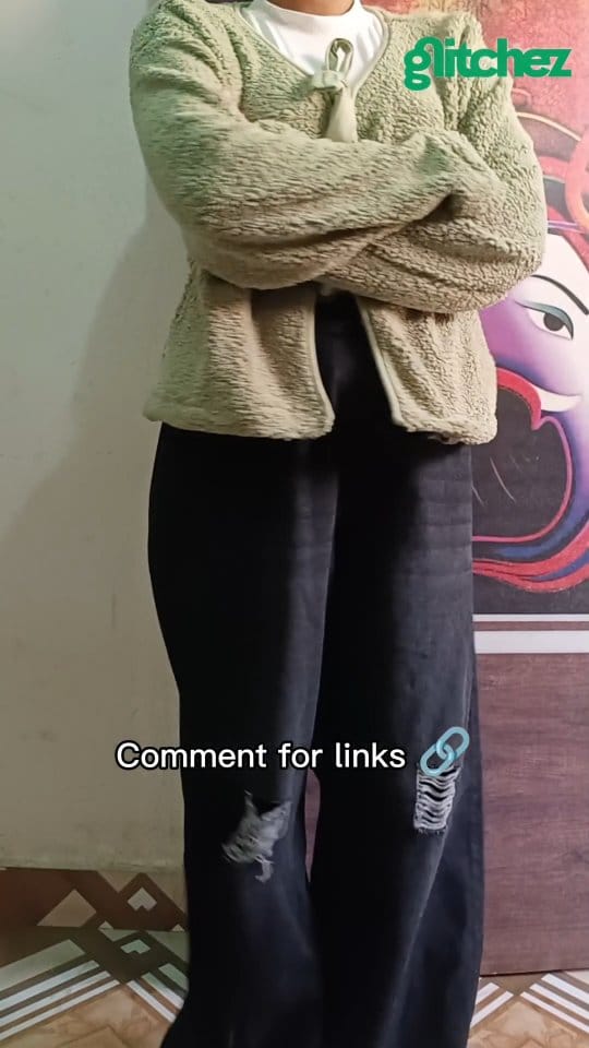 Follow and Comment 'link' for links 🔗 
@beglitchez 
#wishlinked #explorepage #viralreels #ootd #fashion #foryoupage #aesthetic