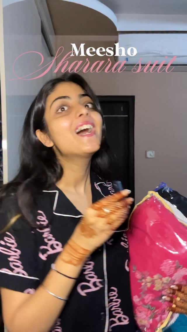 Comment for the links 
.
.
.
.
@meeshoapp 
(Wedding guest outfit, sharara suits, ethnic wear, wedding outfit ifeas, indian wear, traditional outfit, meesho sharara set 
#sharara #partywear #meeshosale #wedding ing