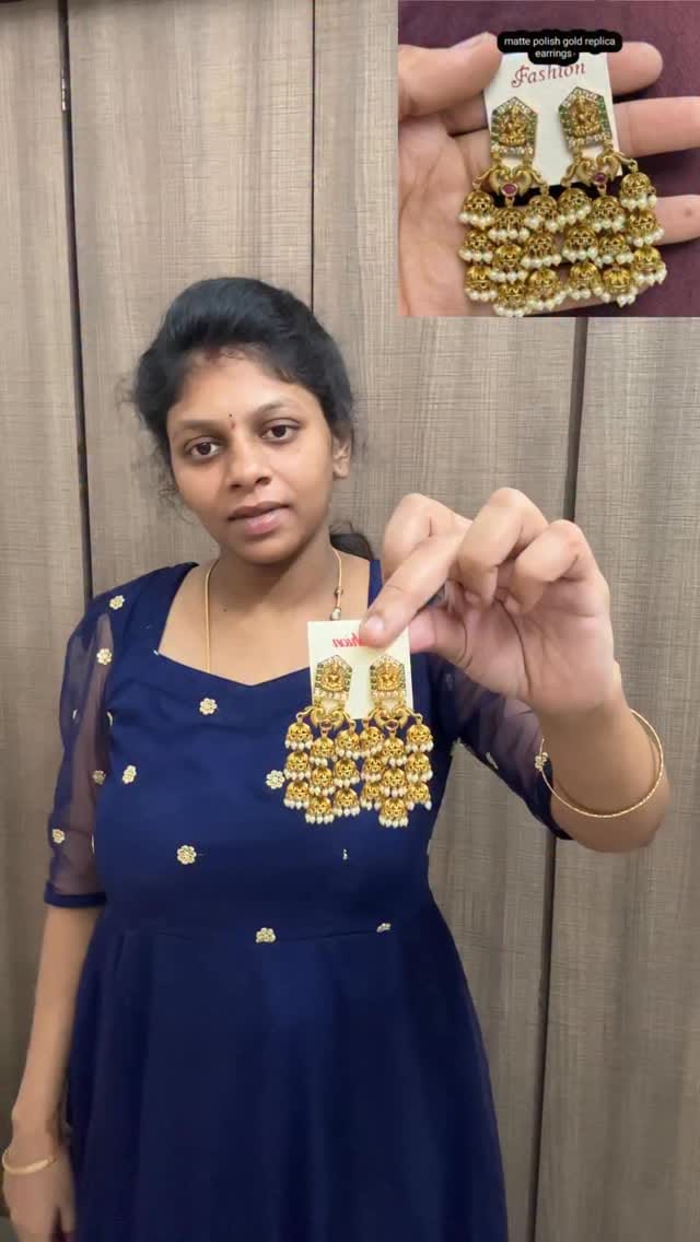 Earrings @meeshoapp 
#meesho #meeshofinds #earrings #jhumkas #mattefinishjewellery #meeshohaul