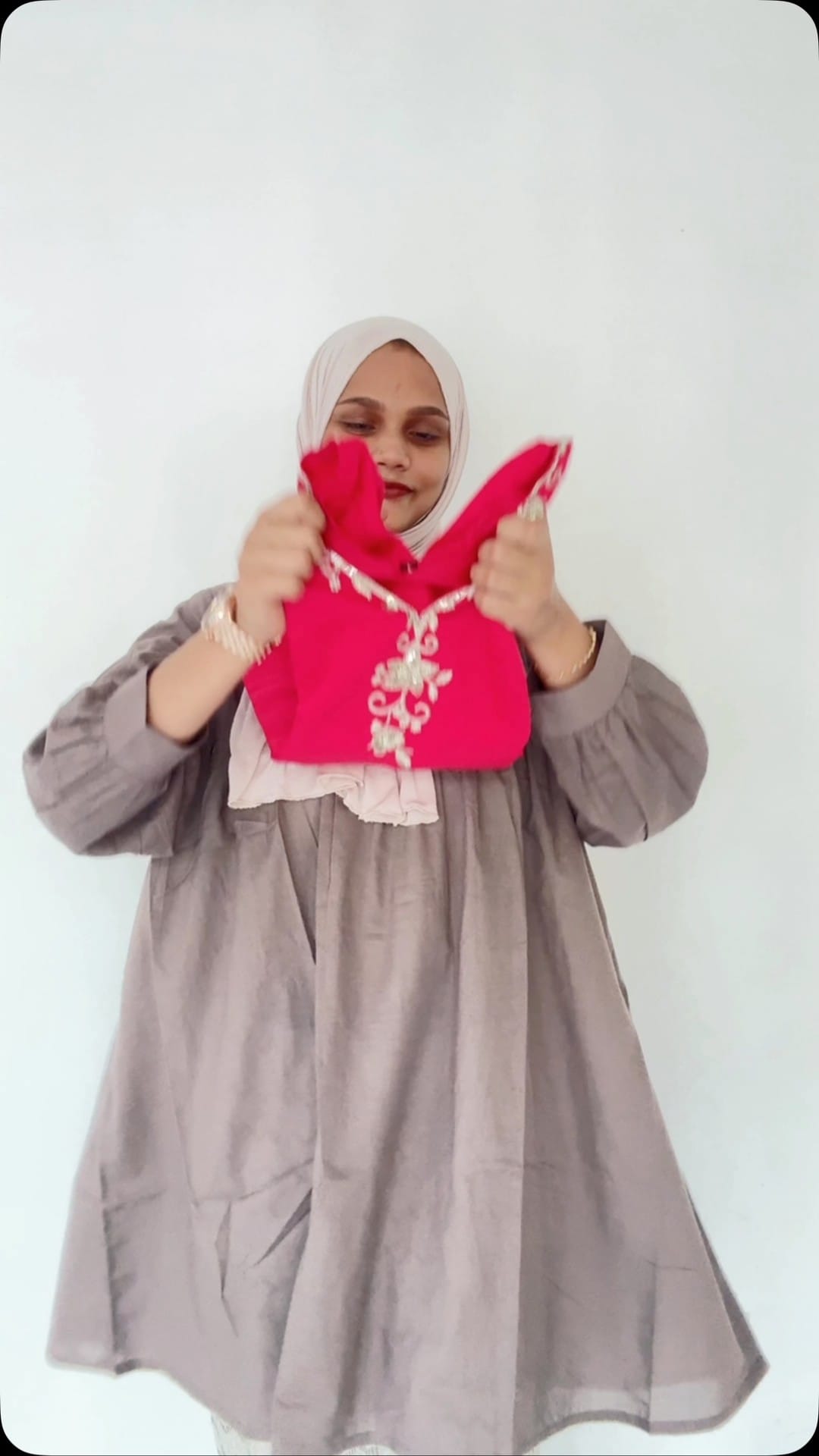 Follow and comment for link🖇🤍