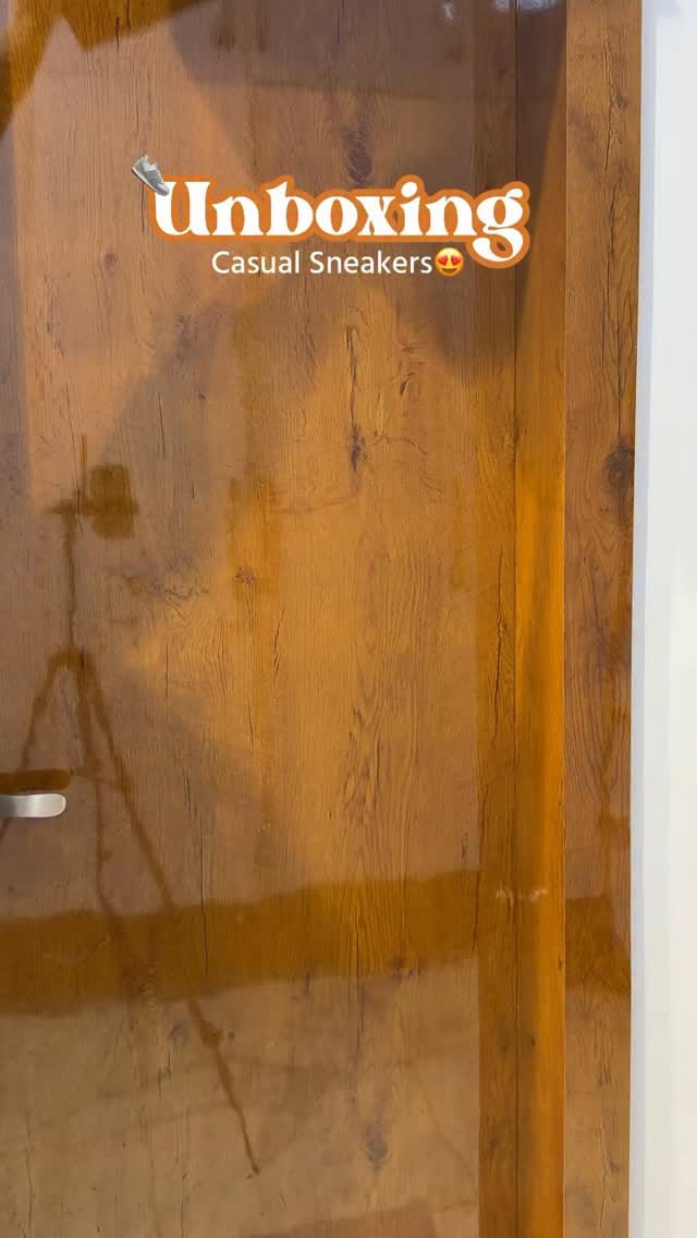 Unisex Sneakers😍🫶🏻Comment “share link”💌
.
Versatile ones that can easily combine with any outfit.
Light weight ☁️
Comfy😍🤌🏻
.
.
Follow for more 🌷
.
.
Asmr Unboxing , must haves , must have sneakers , Puma sneakers , Flipkart sneakers ,Flipkart shoes , Unboxing sneakers , Unboxing video , Flipkart haul , Puma shoes , must have shoes , Puma Palermo , sneakers , under budget , Amazon finds 
.
#asmrunboxing #musthaves #musthavesneakers #pumasneakers #flipkartsneakers #flipkartshoes #unboxingsneakers #unboxingvideo #flipkarthaul #pumashoes #musthaveshoes #pumapalermo #sneakers #underbudget