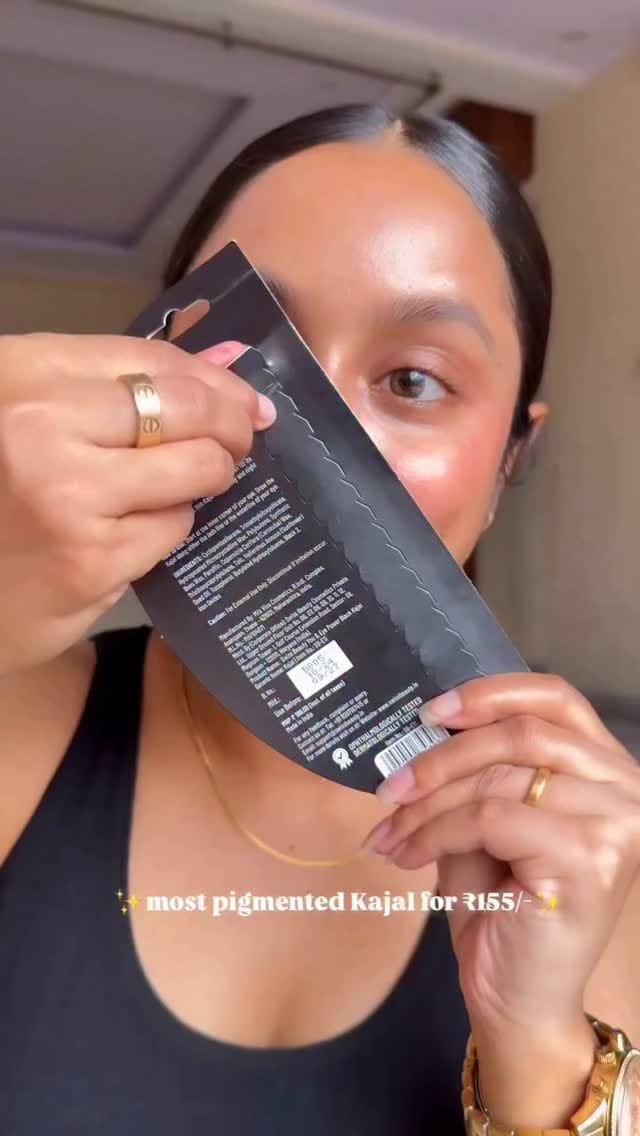 Smudge proof waterproof long-lasting kajal