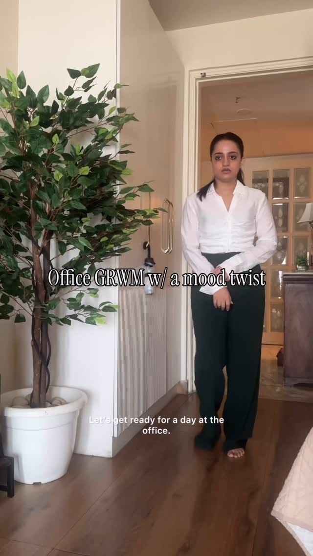 Happy new week ❤️ Comment “link” for details ❤️
🏷️
Top @hm (old. Linking similar)
Trousers @zara (linking similar)
Heels @hm (linking similar)
Bag @charleskeithofficial (linking similar)
#wishlinked #desiinfluencer #hmxme #smallcreator #contentcreator #growth #itgirlaesthetic #girlssupportinggirls