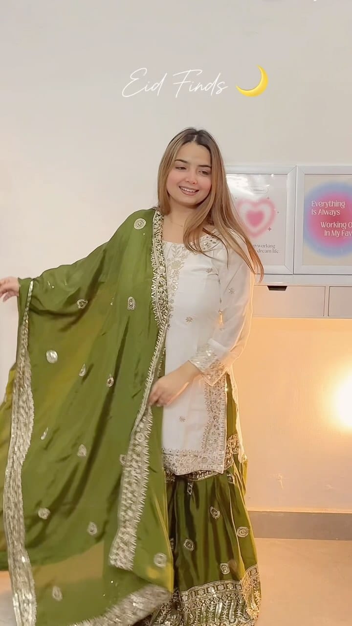 Comment for links 🔗 
#eidoutfit #meeshofinds #ethnic