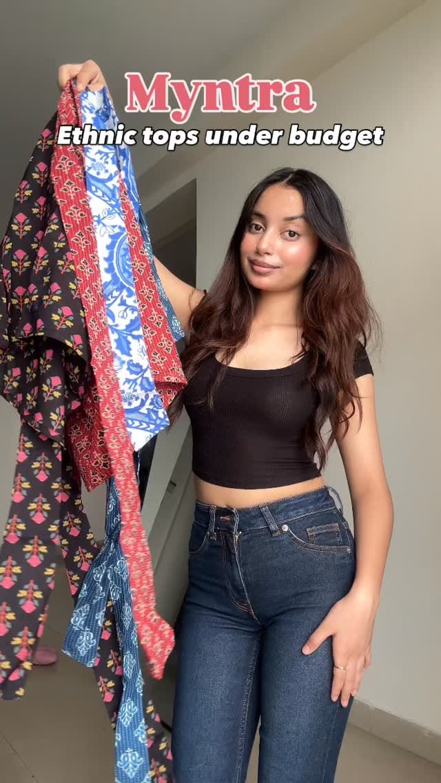 Comment “pp” for the links or share the reel to me to get automatic link in your DM’s 🔗🎀
.
.
I’m wearing size XS in all
{Myntra, Myntra finds, Myntra haul, Myntra fashion, kurtis, ethnic tops, short kurtis, myntra tops, outfit, ethnic wear}
#myntra #myntrafinds #ethnictop #myntrahaul #myntrafashion #shortkurti #tryonhaul #top #explorepage