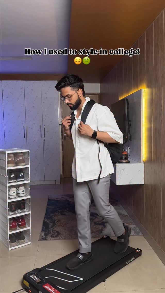 Comment ‘College’ to get all the links!
.
.
.
.
#collegefits #mensfashion #trending #ootd #viral #fyp #explorepage #mensstyle #outfitinspiration #collegefit #menswear #explore