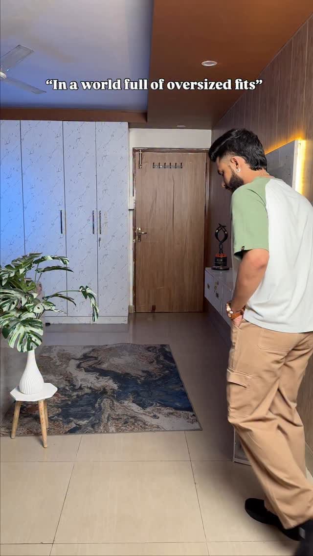 Comment ‘Timeless’ for all the links✨
.
.
.
.
#classyfits #mensfashion #trending #viral #ootd #outfitinspiration #fyp #explore #oldmoneyaesthetic #timeless #classy