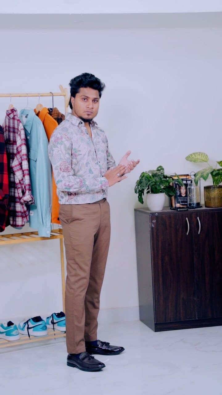 VINTAGE LOOK OUTFIT 🥂❤️
Comment *outfit link* to get links 🔗 
(Outfits,grwm,ootd,fashion,mensfashion,mens outfits,style)
#saranlifestyle #fashion #mensfashion #style #fashionblogger #outfits #fashionstyle #ootd #grwm