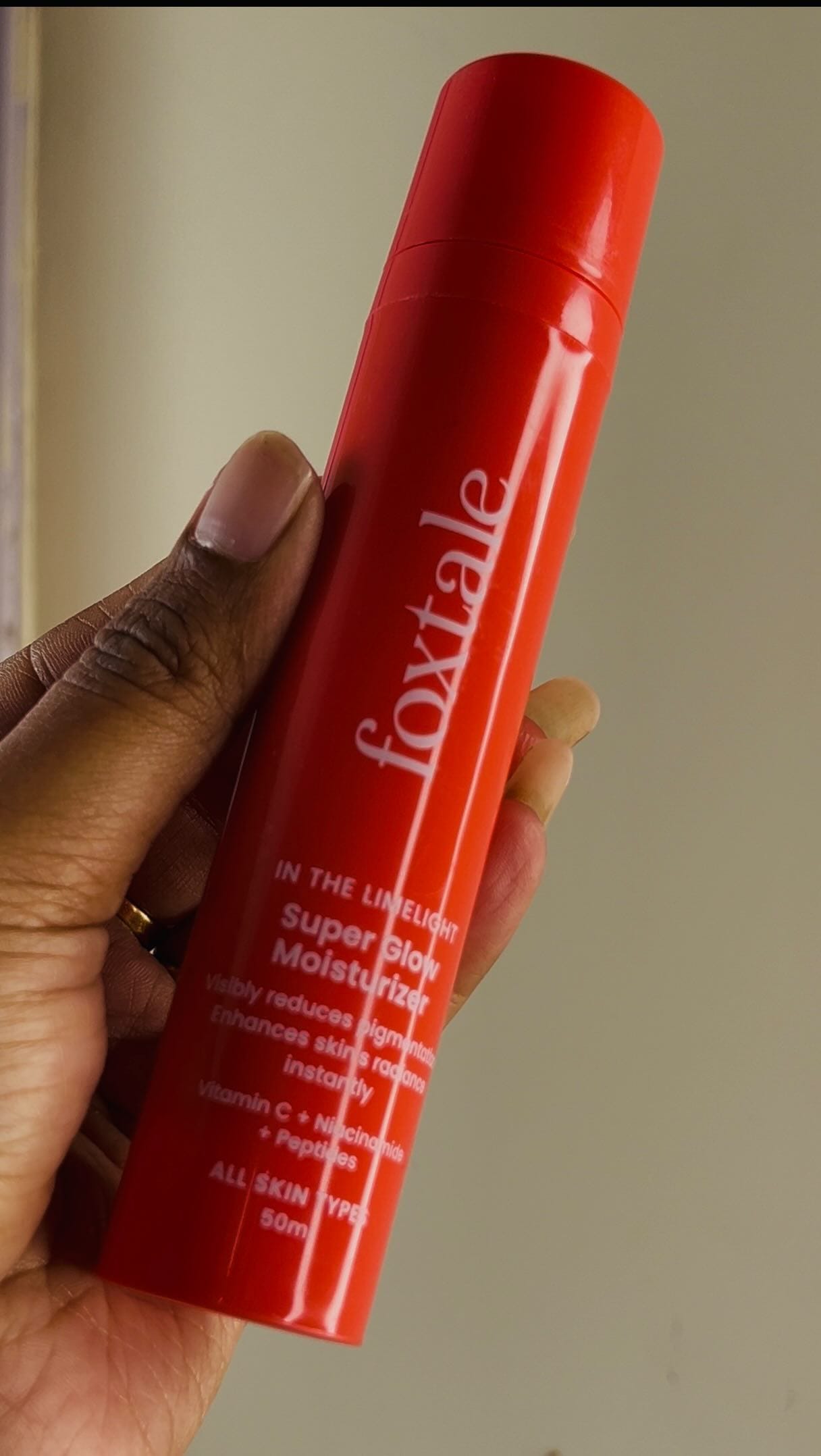 https://www.nykaa.com/foxtale-super-glow-moisturizer-with-nano-vitamin-c/p/13237689?se=0