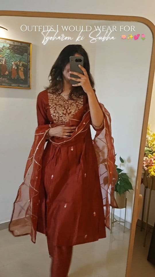 No festive morning should be wasted in ghar ke kapde!!