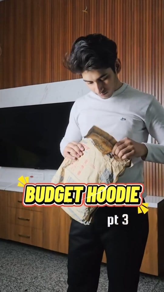 Level up your basics with a graphic pop. Budget Hoodie Pt. 3 is here!🍷
 _Drop a❤️ " for the link!
.
#BudgetHoodie #Maroon
#GraphicHoodie
#StreetwearFinds
#AffordableMenswear #Burgundy #HoodieStyle #O0TDMen
.
❓️Which style is better?❓️