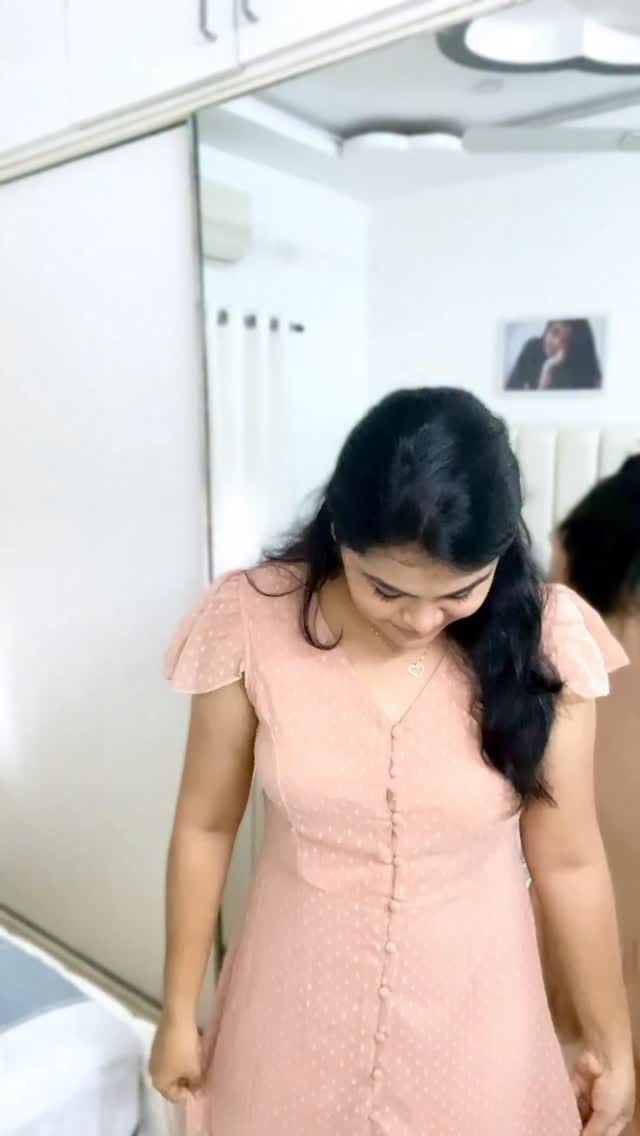 Is this dress straight from pinterest🥰
.
.
Love it💯
.
Wearing - M